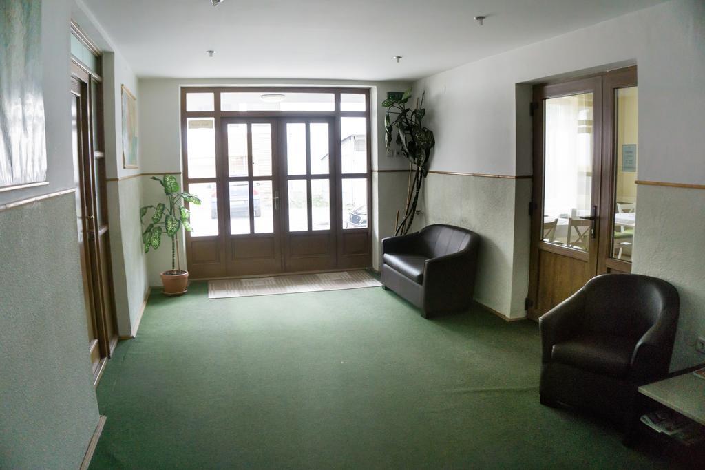 Hotel Merkur Miercurea Ciuc Exterior photo
